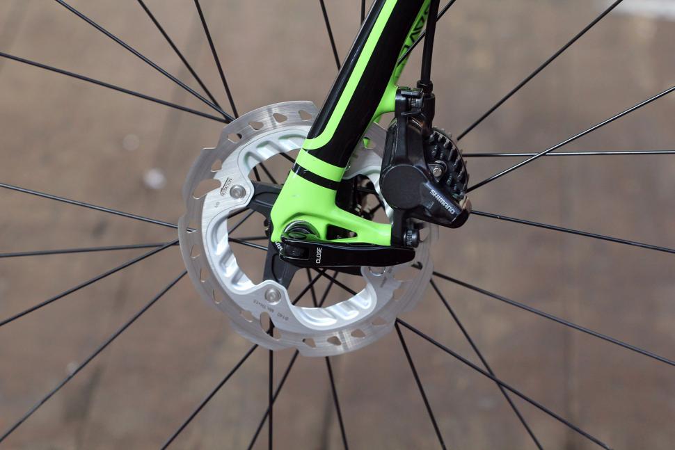 First ride Shimano ST RS685 hydraulic disc brakes with mechanical